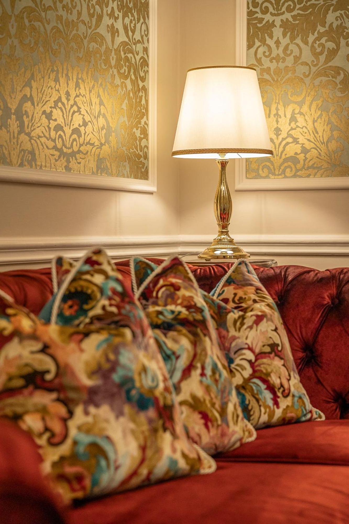 Palazzo Monga Boutique Guesthouse Верона Екстер'єр фото