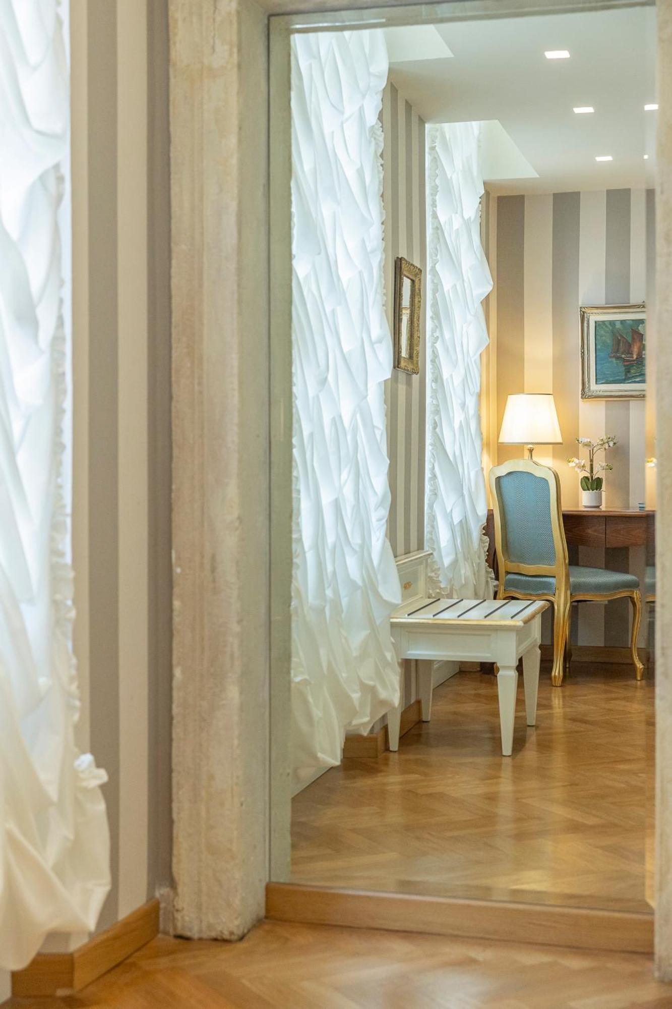 Palazzo Monga Boutique Guesthouse Верона Екстер'єр фото