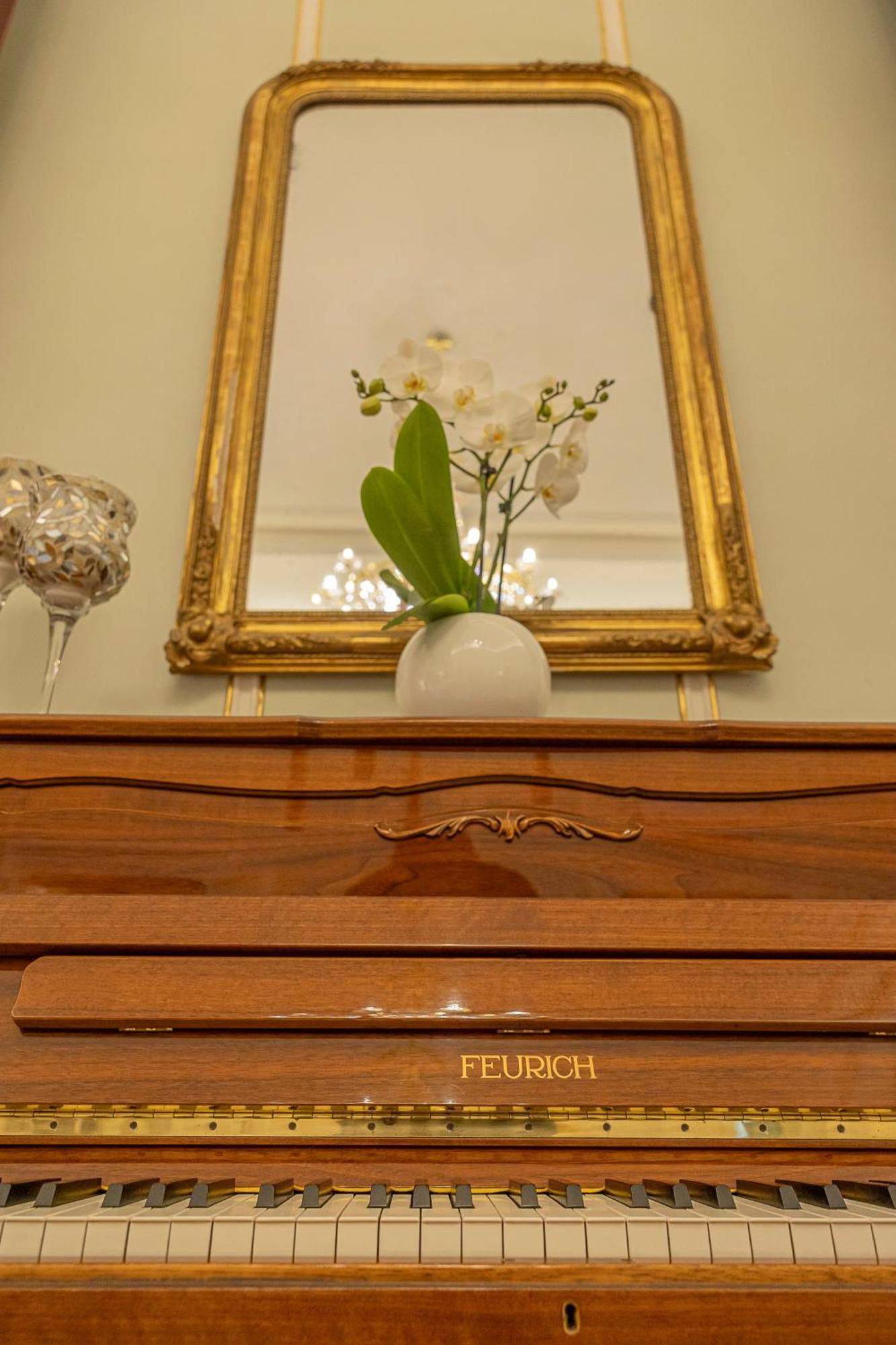 Palazzo Monga Boutique Guesthouse Верона Екстер'єр фото