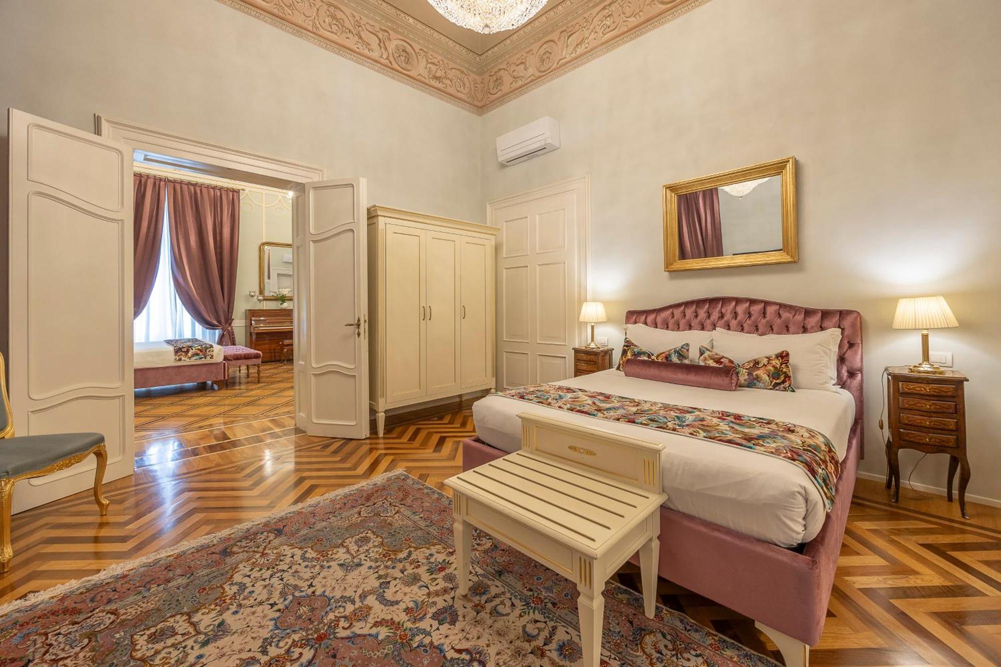 Palazzo Monga Boutique Guesthouse Верона Екстер'єр фото